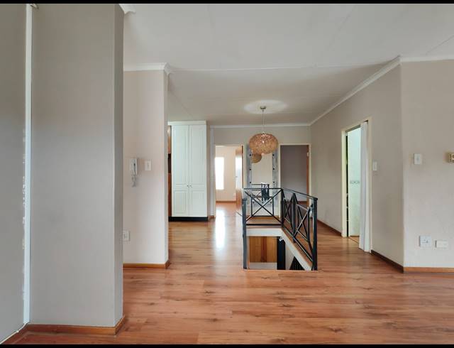 4 BEDROOM TOWNHOUSE FOR SALE IN THREE RIVERS EAST